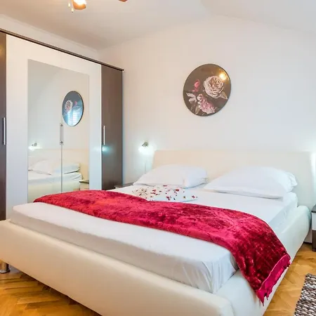 Dili Apartment&room