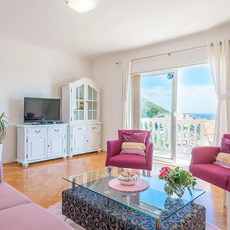 Dili & 두브로브니크