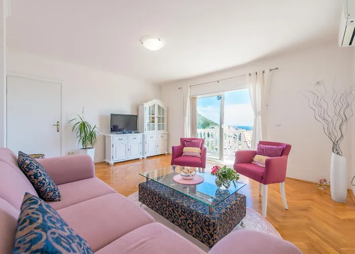 Appartement Dili & *